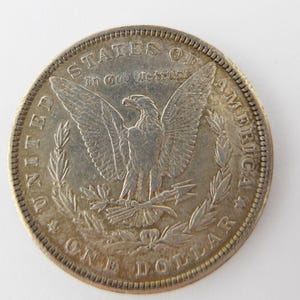 Dólar Morgan de Plata 1883 Plata USA sin carta de ceca