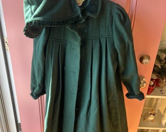 Vintage Girls Green Wool Pleated Coat With Ruffle Hood Canada 12-14 LADIES XS
