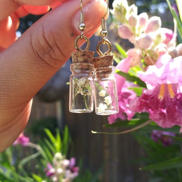 Spell Bottle Earrings // Babys Breath Glass Potion Vial Pendant // Witchy Jewelry // Herbs & Dried Flowers Bottle Spell