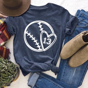T do amor do basebol | Camisas de equipe | Camiseta esportiva | Camisa de basebol infantil | Camiseta de beisebol | T da mamã do basebol | Várias cores de impressão