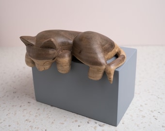 Sleep Cat 1.2 Inch / 3 cm ,Wood Statue, Wood Carving, Figurine, Home Decor, Ornament, Birthday Gift, Handmade, Gift for Kid, Ornament, Gift