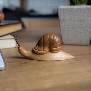 Snail Wooden Carving 2 Inch / 5 cm , Snail Statue, Snail Decoration, Room Decor, House Decor, Birthday Gift, Gift for Kid, Ornament image 1