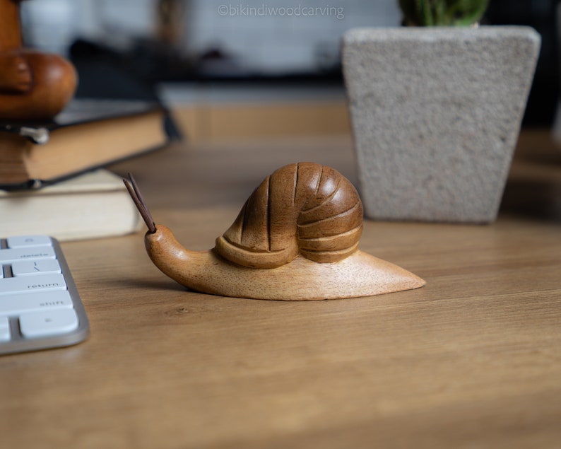 Snail Wooden Carving 2 Inch / 5 cm , Snail Statue, Snail Decoration, Room Decor, House Decor, Birthday Gift, Gift for Kid, Ornament image 1