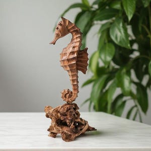 Seahorse Wooden Carving 11.5 Inch / 29 cm, Seahorse Sculpture, Parasite Wood, Natural, Fish Wood Carving, Romantic Gift, Gift Idea