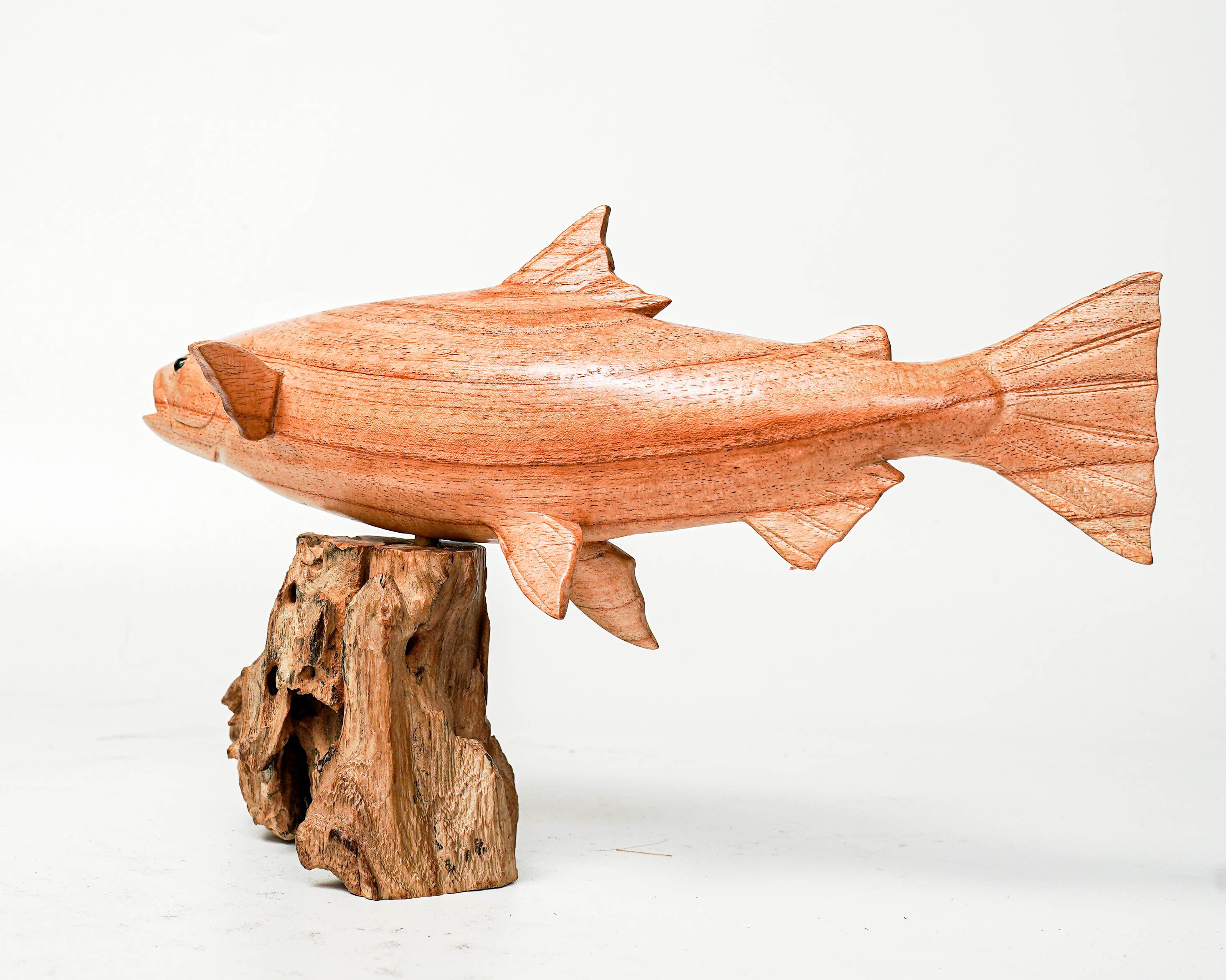 木製の魚の像 幅12インチ / 30 cm テーブル装飾、テーブル像、自然彫刻
