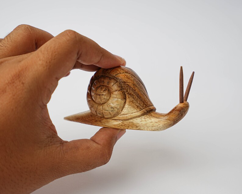 Snail Wooden Carving 2 Inch / 5 cm , Snail Statue, Snail Decoration, Room Decor, House Decor, Birthday Gift, Gift for Kid, Ornament image 5