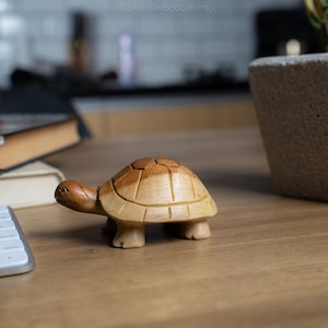 Turtle Wooden Carving 2 Inch / 5 cm, Turtle Wooden Carver, Turtle Statue, Turtle Carving, Home Decor, Animal Figurine, Animal Decor