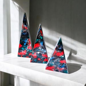 Contemporary Chunky Wood and Resin Contemporary Mantel Christmas Triangle Trees Holiday Decoration 3 sizes Red Blue Silver