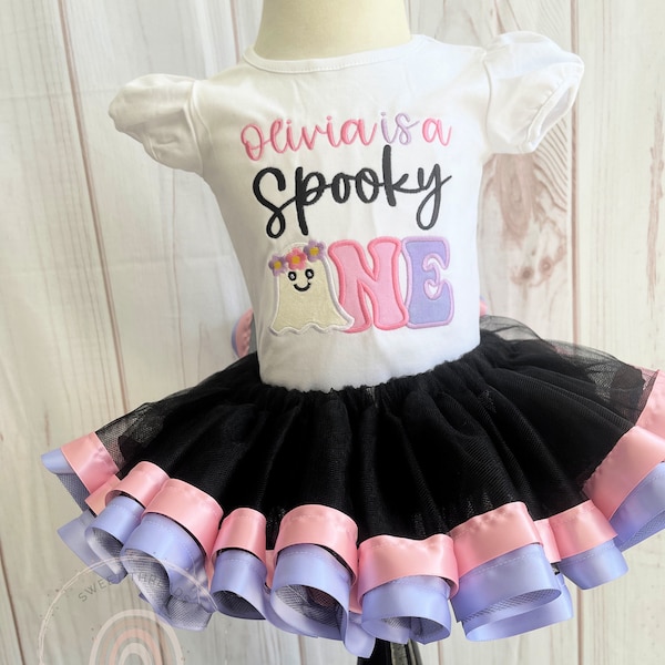 Spooky One Halloween Birthday Tutu Outfit |  Ghost Birthday Shirt | Spooky Birthday Tutu Outfit | Birthday party outfit | Halloween Tutu