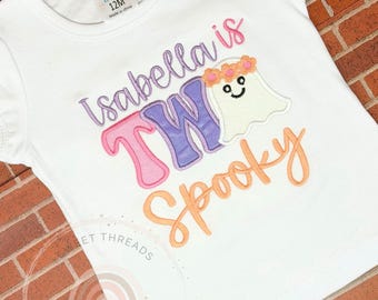 Camisa bordada de cumpleaños con dos fantasmas espeluznantes / Cumpleaños de Halloween
