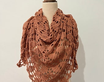 Shiny leaves triangle shawl | Cotton and nylon| Handmade | Crochet