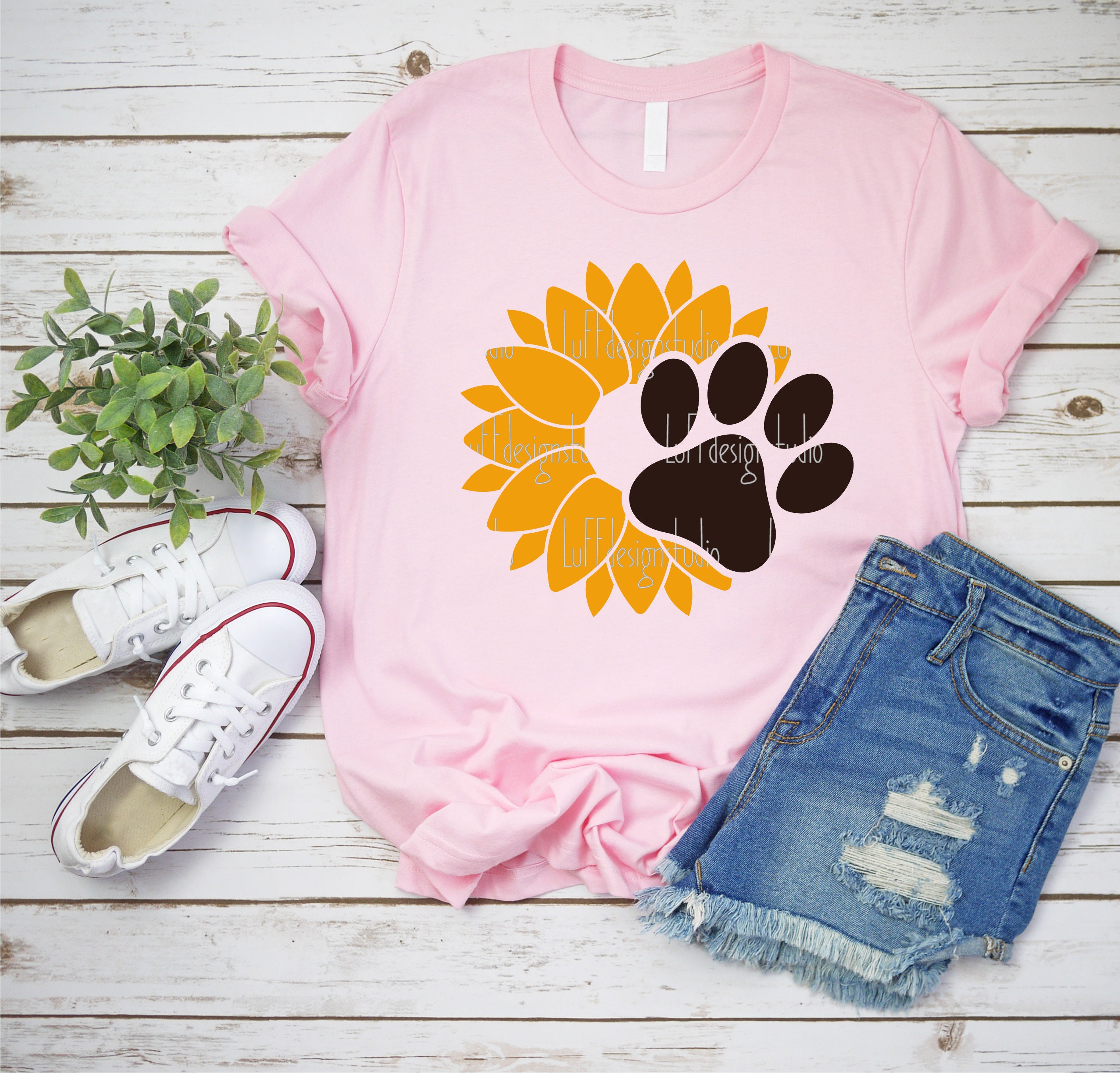 Free Free 308 Dog Mom Sunflower Svg SVG PNG EPS DXF File
