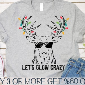 Renna SVG, Luci di Natale SVG, Occhiali da sole SVG, Faccia di renna SVG, Maglietta di Natale divertente SVG, PNG, Cricut, Download di disegni a sublimazione