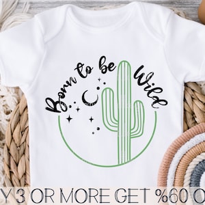 Bébé garçon SVG, SVG né pour être sauvage, cactus SVG, Svg bébé drôle, Svg nouveau-né, cache-couche Png, fichier Svg pour Cricut, téléchargements de dessins par sublimation