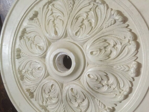 Antique Vintage Victorian Style Large 22 Inch Diameter Decorative Ornate Plaster Ceiling Rose