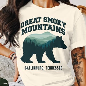 Great Smoky Mountains T-Shirt Gatlinburg Tennessee Bear Graphic Outdoor Adventure Tee Nature Lovers Gift