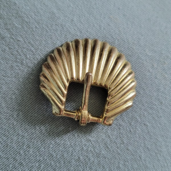 Vintage Oversized Seashell Belt 80s Style