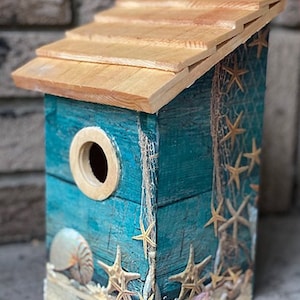 Birdhouse (with bottom drawer opening for cleaning): Sanibel Shells