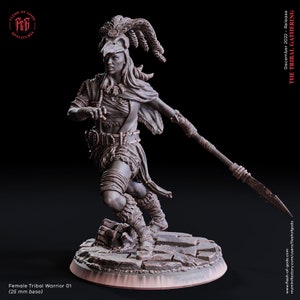 Vrouwelijke tribale krijger 1 • The Tribal Gathering • door Flesh Of Gods | Kerkers en draken | Tafelspellen | Wargames | Harsminiatuur