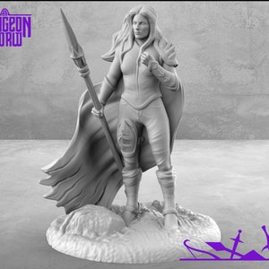 32mm Female Fighter for Dungeons and Dragons | D&D | Pathfinder | RPG | DnD | Tabletop Games | Wargames | Resin Miniature