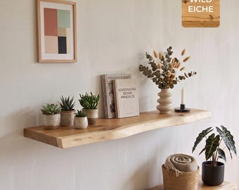 Wandregal Wildeiche - Baumkante - schwebendes Wandboard ohne sichtbare Halterung I handgefertigt aus Massivholz