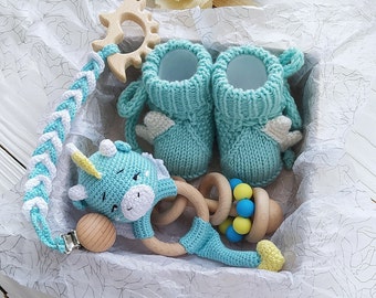 Dragon baby gift set Pregnancy gift box Crochet Dragon baby toy & booties set Newborn gift basket New mom gift Baby shower gift set