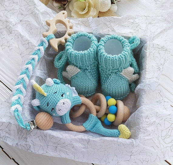 Dragon baby gift set Pregnancy gift box Crochet Dragon baby rattle toy & booties set Newborn gift basket New mom gift Baby shower gift set