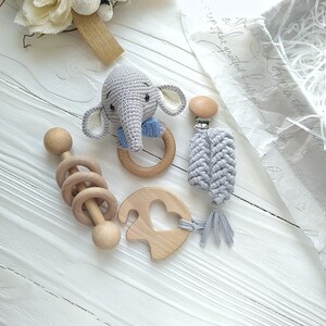 Neuer Baby Jungen Geschenkkorb, personalisierter Elefant Baby Rassel Spielzeug Geschenk für Neugeborene, zum ersten Mal Mutter Geschenk, Schwangerschaft ist ein Junge Geschenkbox