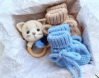 Crochet Cat baby toy gift Personalized for newborn boy, Hand knit baby boy booties gift set for pregnant friend, New mom gift basket