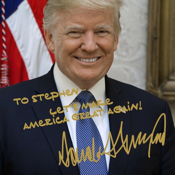 Personalized President Donald Trump Gold Autographed 8x10 Photo - FREE SHIPPING!