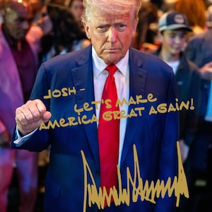 Personalized/Customized President Donald Trump Gold Autographed 8x10 Photo - FREE SHIPPING!