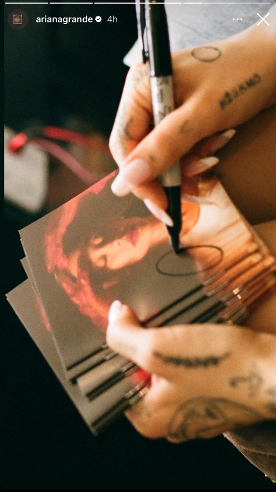 ARIANA GRANDE Album ETERNAL SUNSHINE Signed AUTOGRAPHED