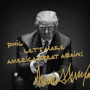 Personalized/Customized President Donald Trump Gold Autographed 8x10 Photo - FREE SHIPPING!