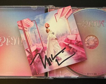 Nicki Minaj Signed/autographed CD - Pink Friday 2 - Artcard - Etsy