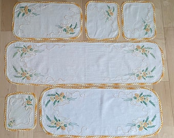 Dresser Scarf Set Etsy