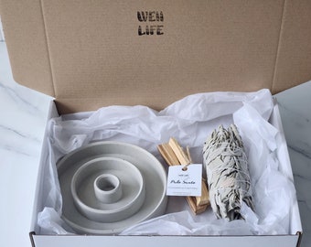 New Year Ritual Kit-Variety Smudge Gift Box-House Cleansing Kit for Spiritual Cleansing and Renewal-White Sage-Palo Santo