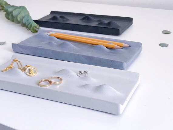 Zen Style Rectangle Concrete Display Tray-Cement Valet Decoration Tray for Jewelry or Key-Entryway Home Decor
