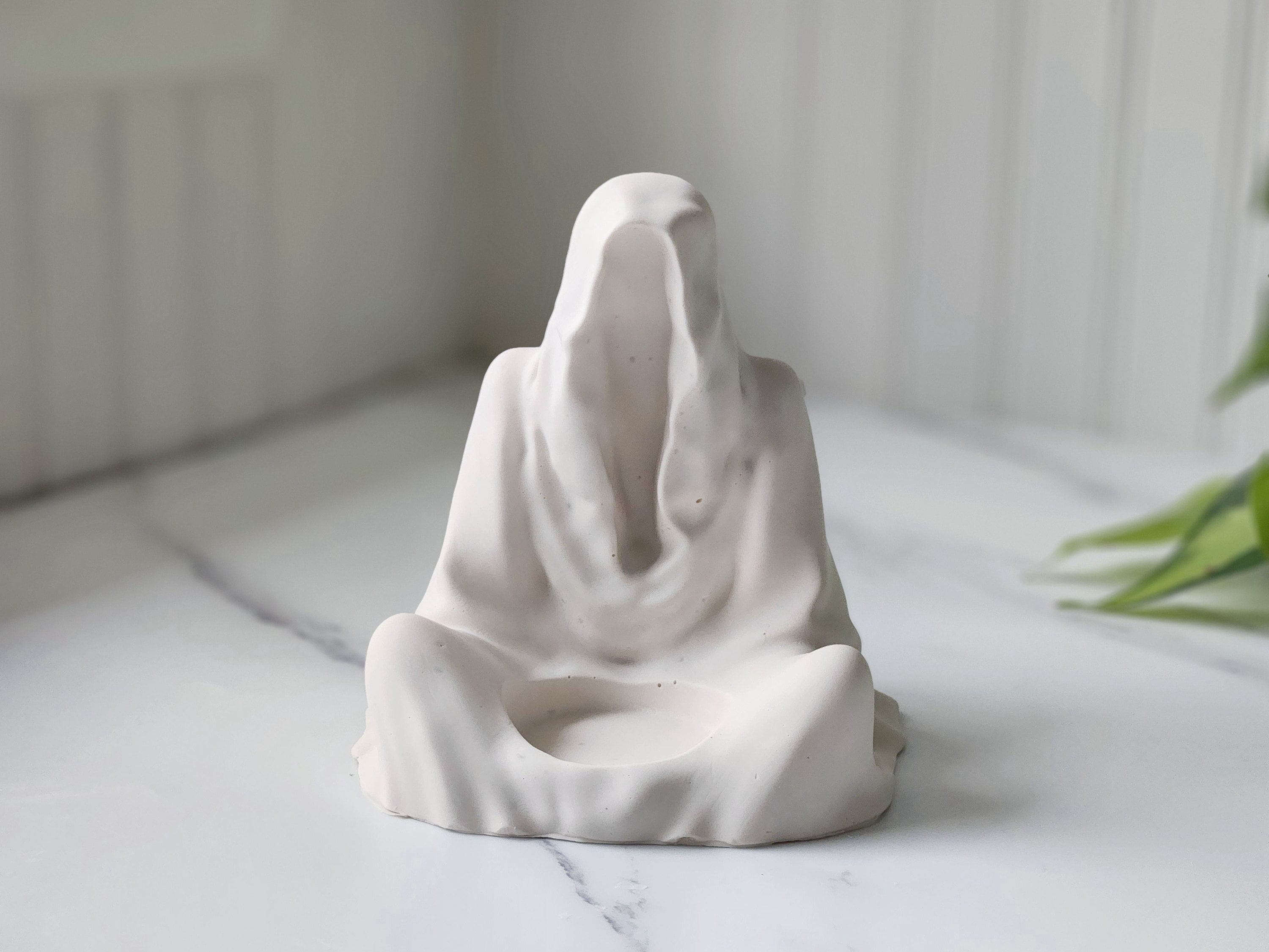 Jesmonite Ghost Candle Holder-Halloween Ghost Decorations for Fall-Spooky Ghost Candlestick Holder-Gothic Home Decor