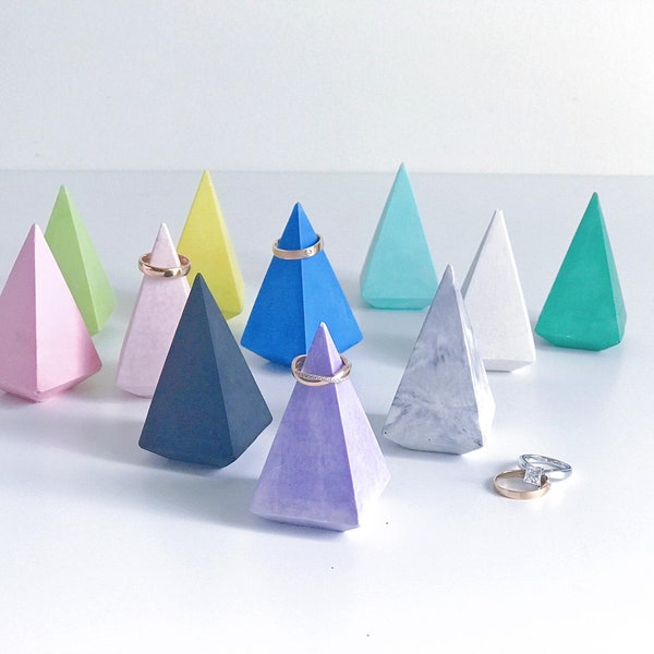 Ring Holder Cone-11 Colors-Pyramid Unisex Wedding Band Holder-Geometric Engagement Ring Display-Eco Friendly Resin Ring Organizer