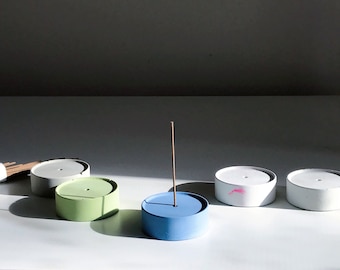 Small Round Concrete Incense Holder-Minimal Design Incenses Burner-Blue Green White Incense Stick Tray-