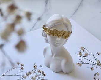 Gold Flowers Girl Bust Blindfolded Female Sculpture Aesthetic Floral Girl Torso Statue Goddess Body Figure