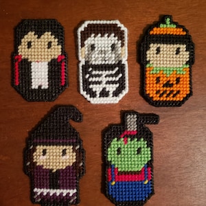 Trick or treat Halloween magnets