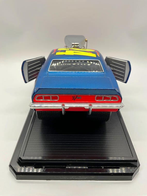 1:24 Scale Muscle Machines Jeff Gordon 1969 Chevy Camaro Z28 Die