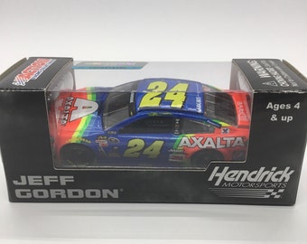 2 Limited Action Jeff Gordon 1999 2000 Dupont 1:64 Die Cast Cars Gold Numbered 