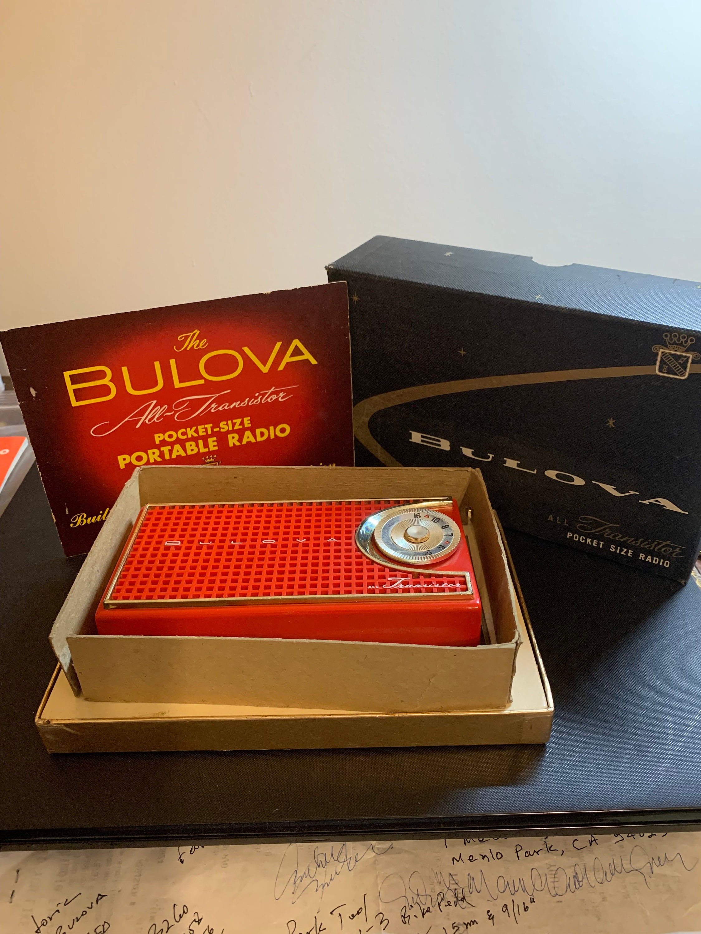 ラジオ・コンポ Bulova Valiant Transistor Radio maxresdefault.jpg