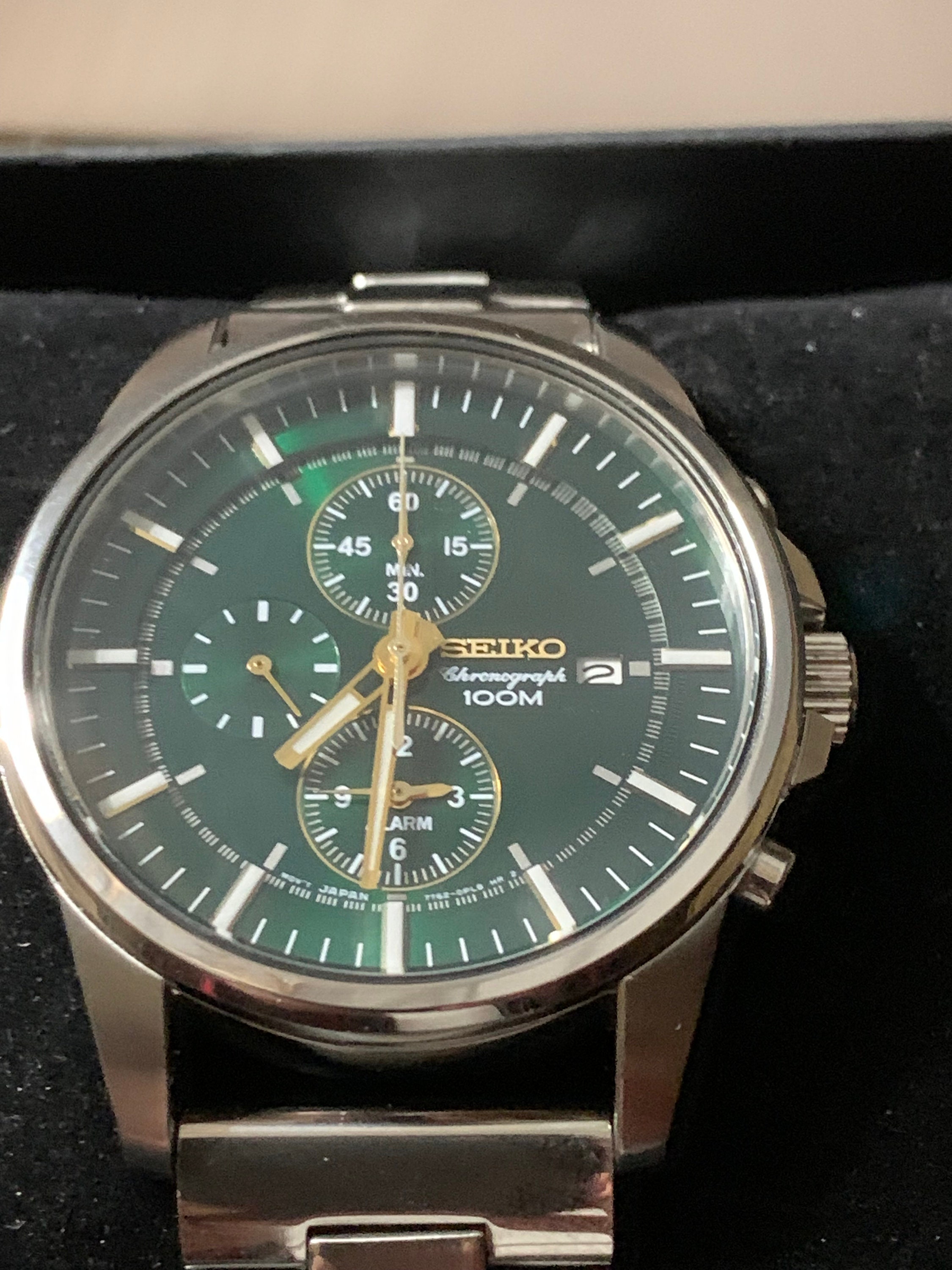 NOS Seiko 7T62 Chronograph Alarm Watch: Iridescent Green Dial