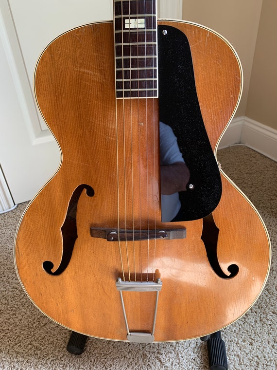 Vintage 1947 Epiphone Spartan Acoustic Guitar: NYC Made Hollow