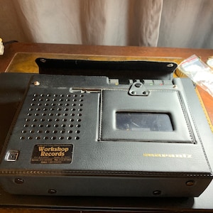 Tape cassette recoding device MARANTZ designed in USA made in Japan Model No. PMD201 Like new