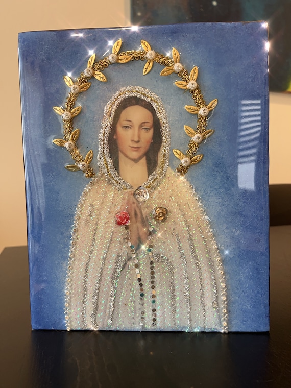 La Virgen de la medalla milagrosa Wood Print