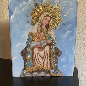 Nuestra Señora de la Divina Providencia. Virgen de la Divina Providencia (con revestimiento de epoxi transparente)